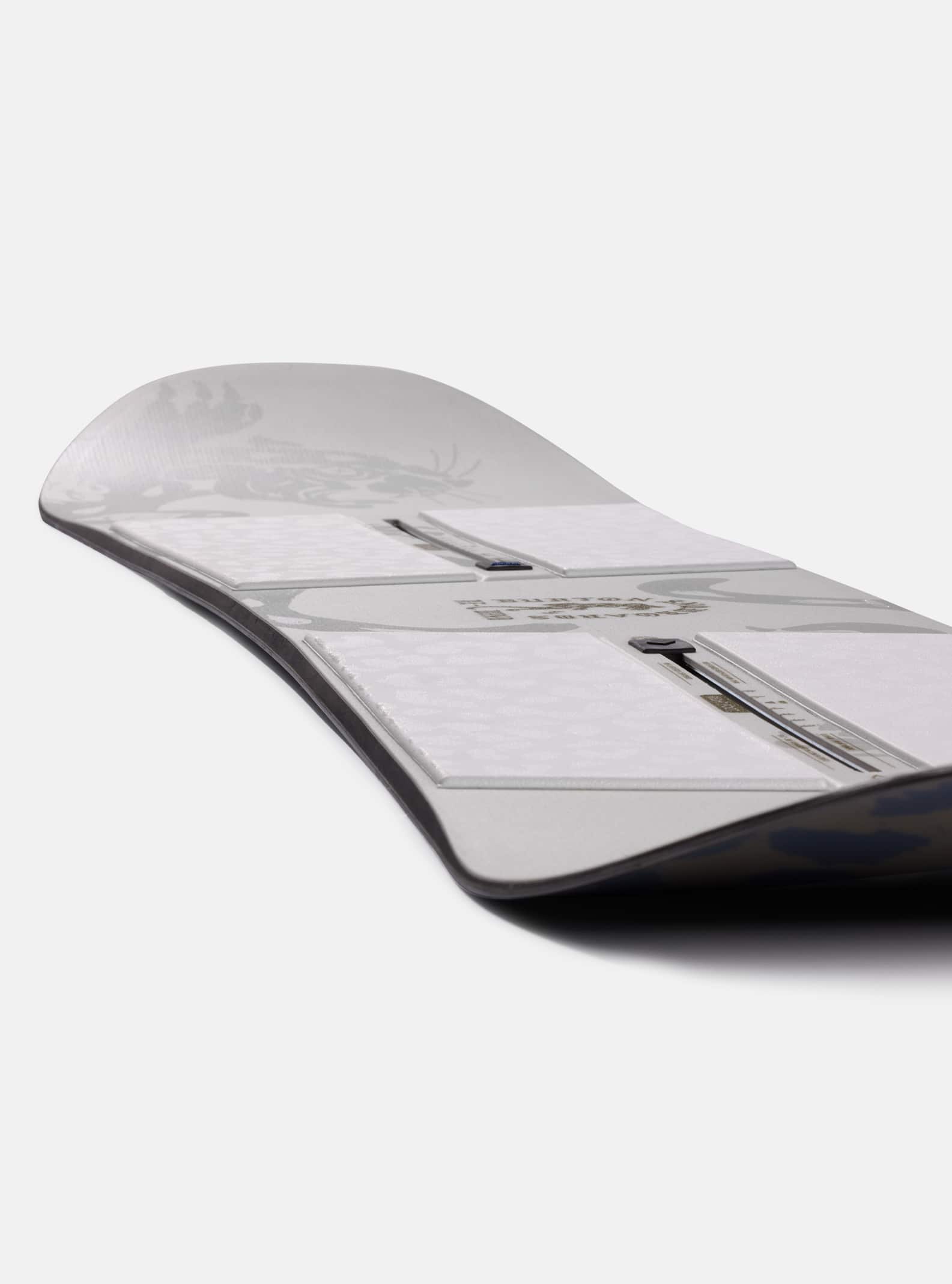 Women's Rewind Camber Snowboard | Burton.com Winter 2023 CA