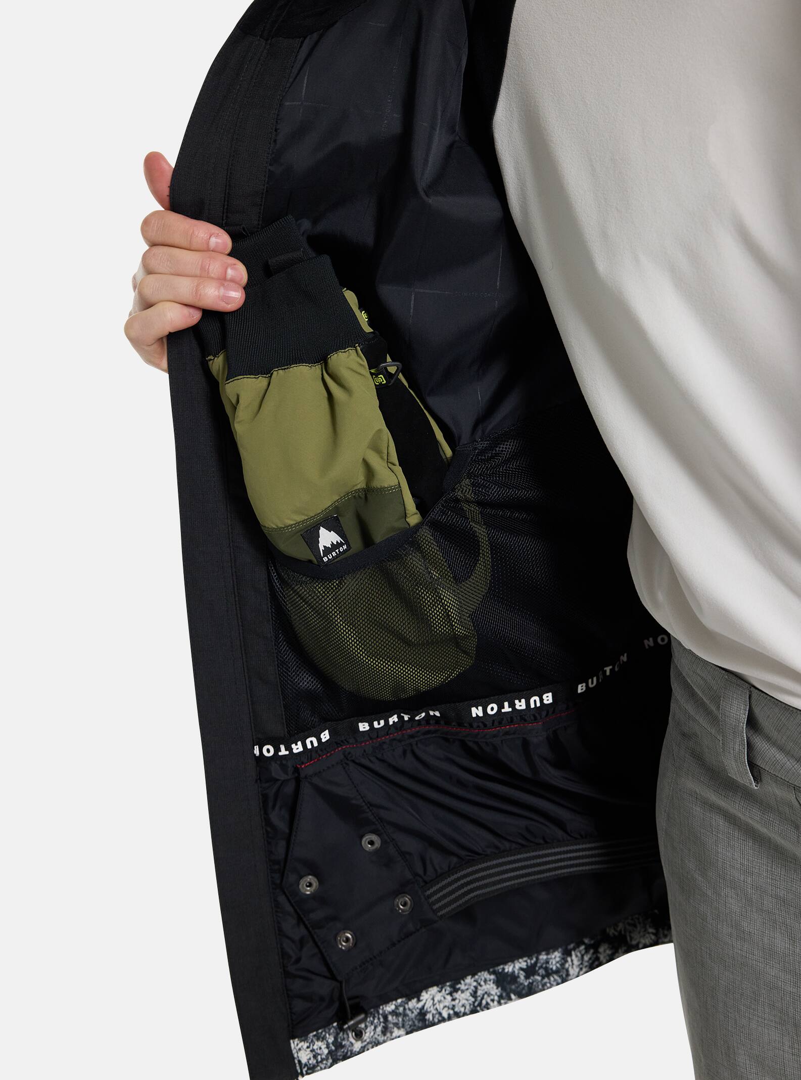 新品未使用　BURTON Lodgepole JK ホワイト/ブラック L 新品未使用 BURTON Lodgepole JK ホワイト/ブラック L