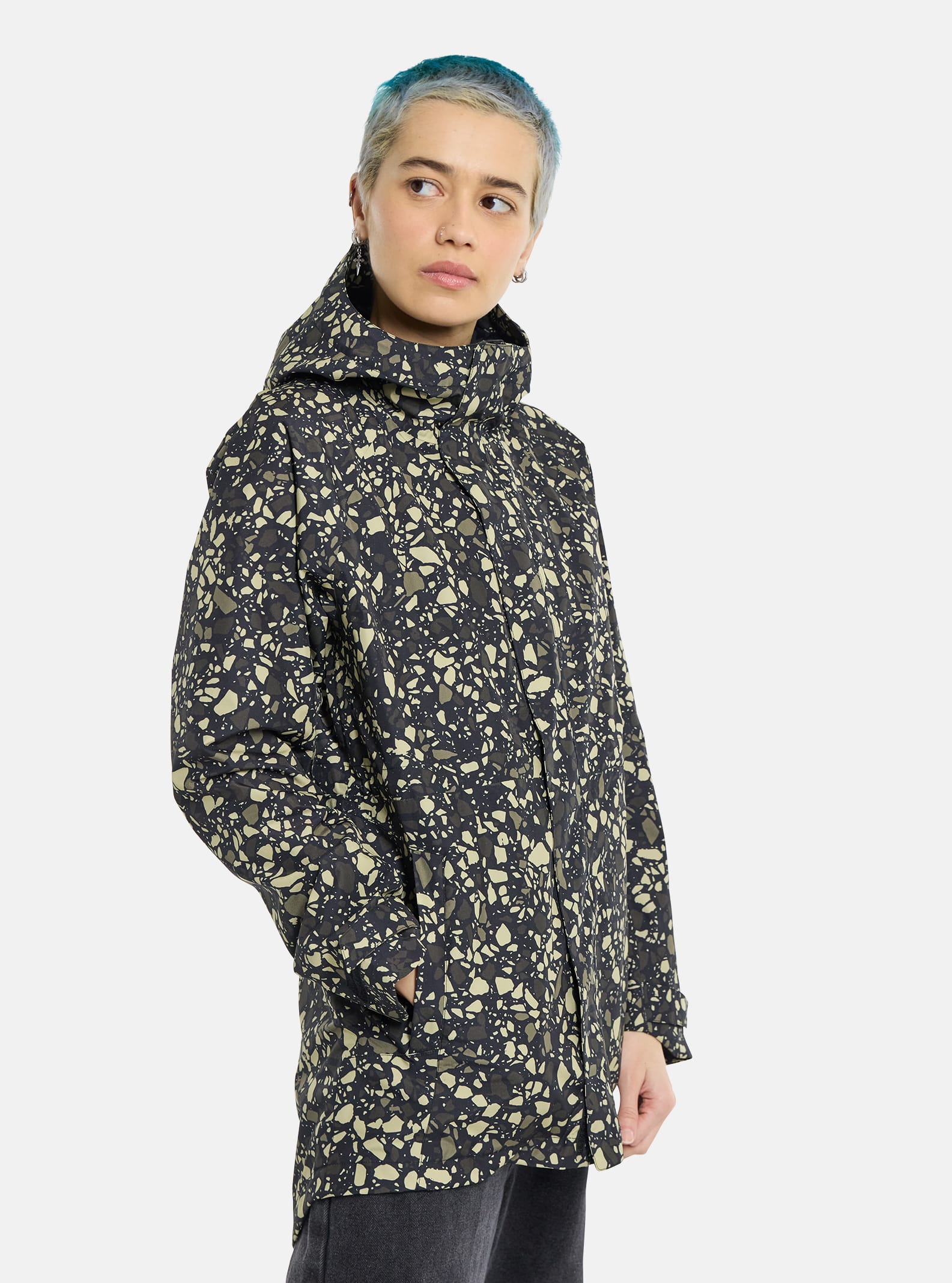 Women's Burton Veridry 2L Rain Jacket | Rainwear | Burton.com