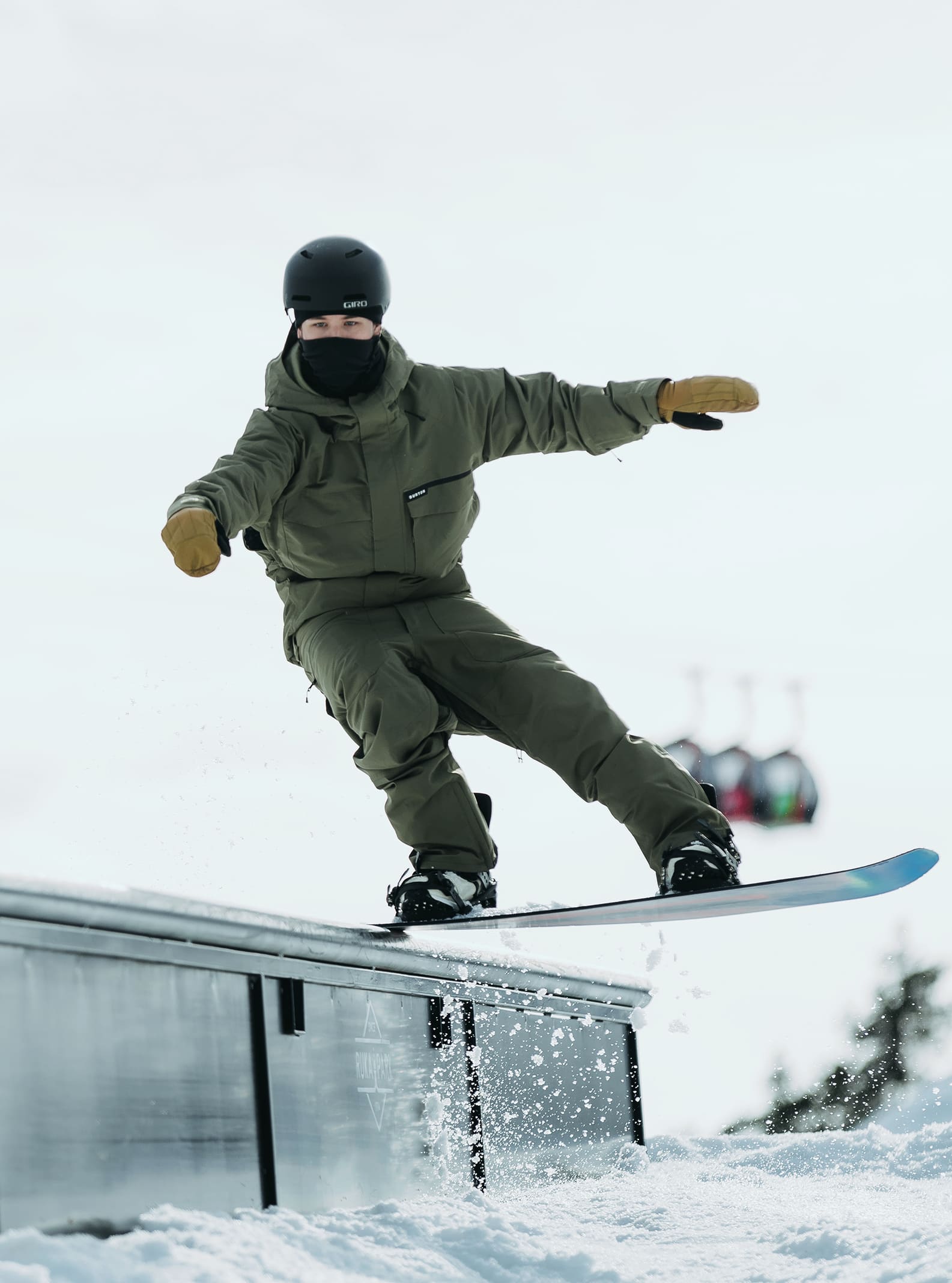 Men's Burton Reserve 2L Bib Pants | Winter Outerwear | Burton.com