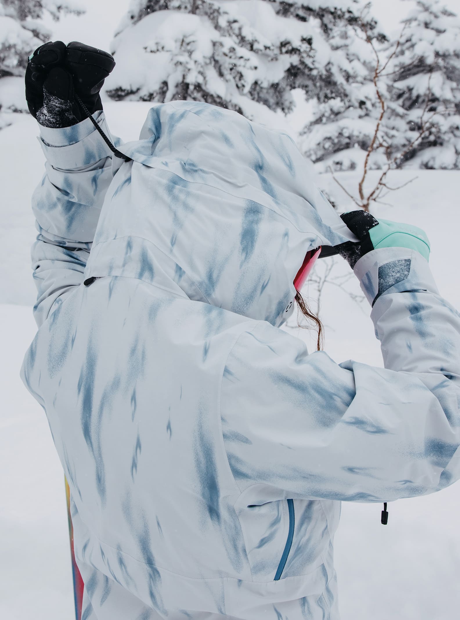 Burton ak ウィメンズ アップシフト GORE-TEX 2L ジャケット ウィメンズ Burton [ak] アップシフト GORE-TEX 2L ジャケット