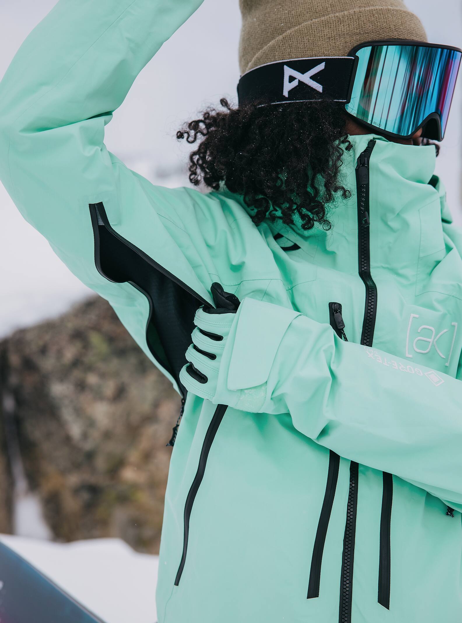 ウィメンズ Burton [ak] アクマー GORE-TEX Pro 3L ジャケット