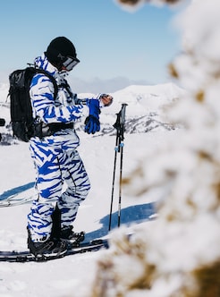 Women's Burton [ak] Tuvak GORE-TEX C-KNIT 3L Pants | Burton.com
