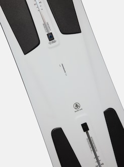 スノーボード BURTON FAMILY TREE 3D CHANNELSURFER Burton Family Tree 3D Channel Surfer Flat Top Snowboard