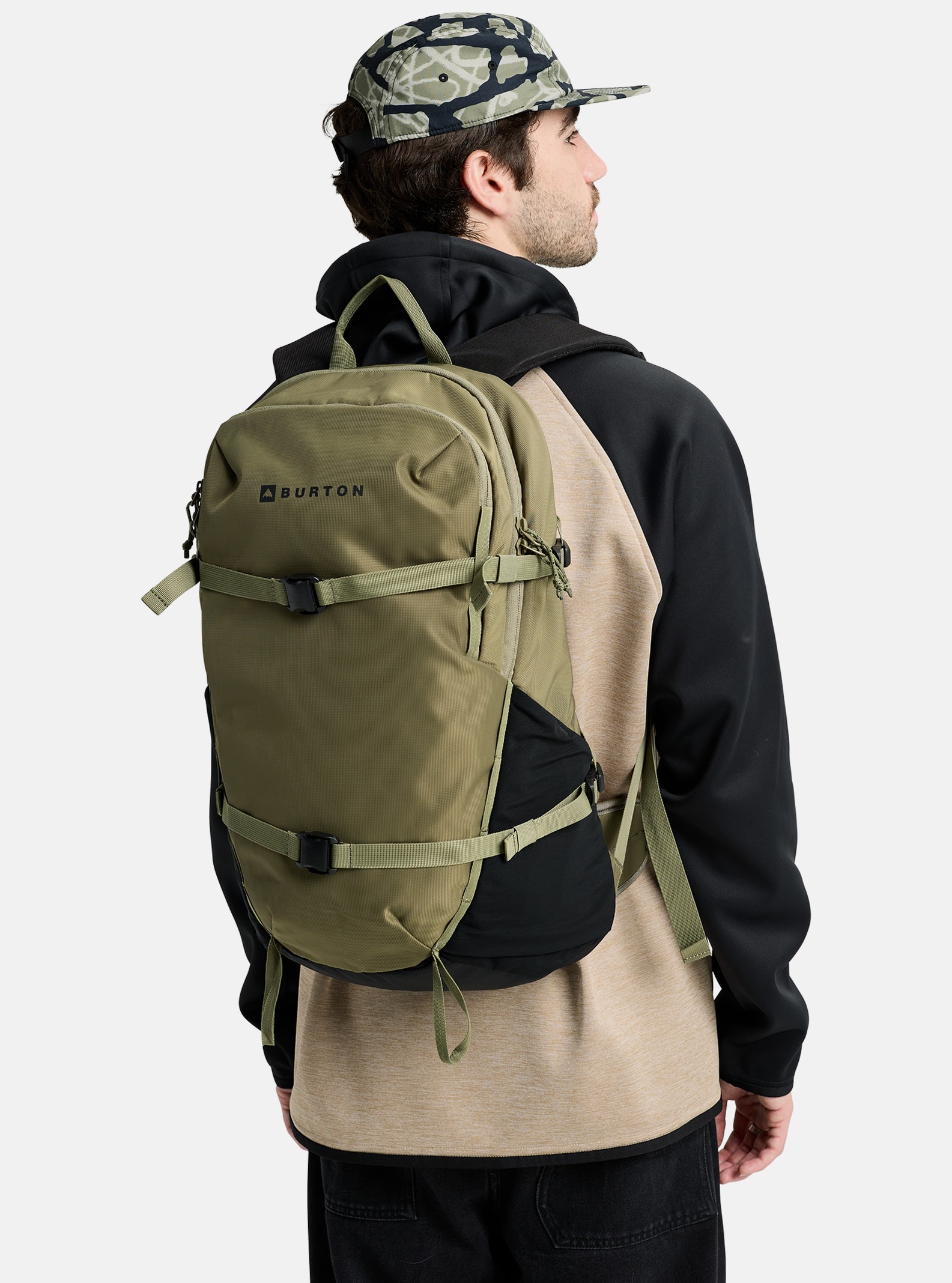 Burton Day Hiker 30L バックパック | バッグ&パック | Burton.com