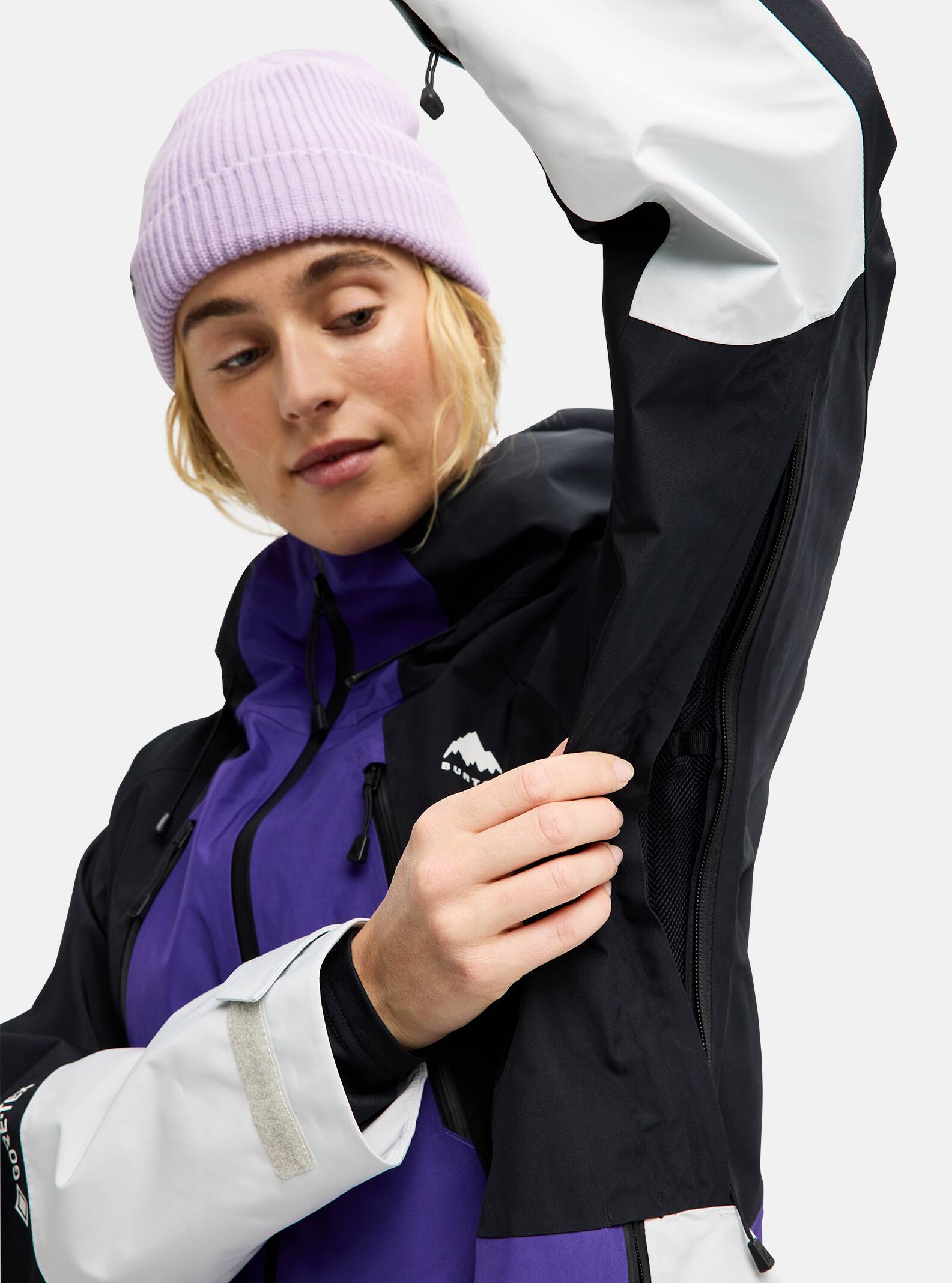 ウィメンズ Burton リザーブ GORE-TEX 2L Burton Reserve GORE-TEX 2L Jacket - Women's – The Ski Chalet