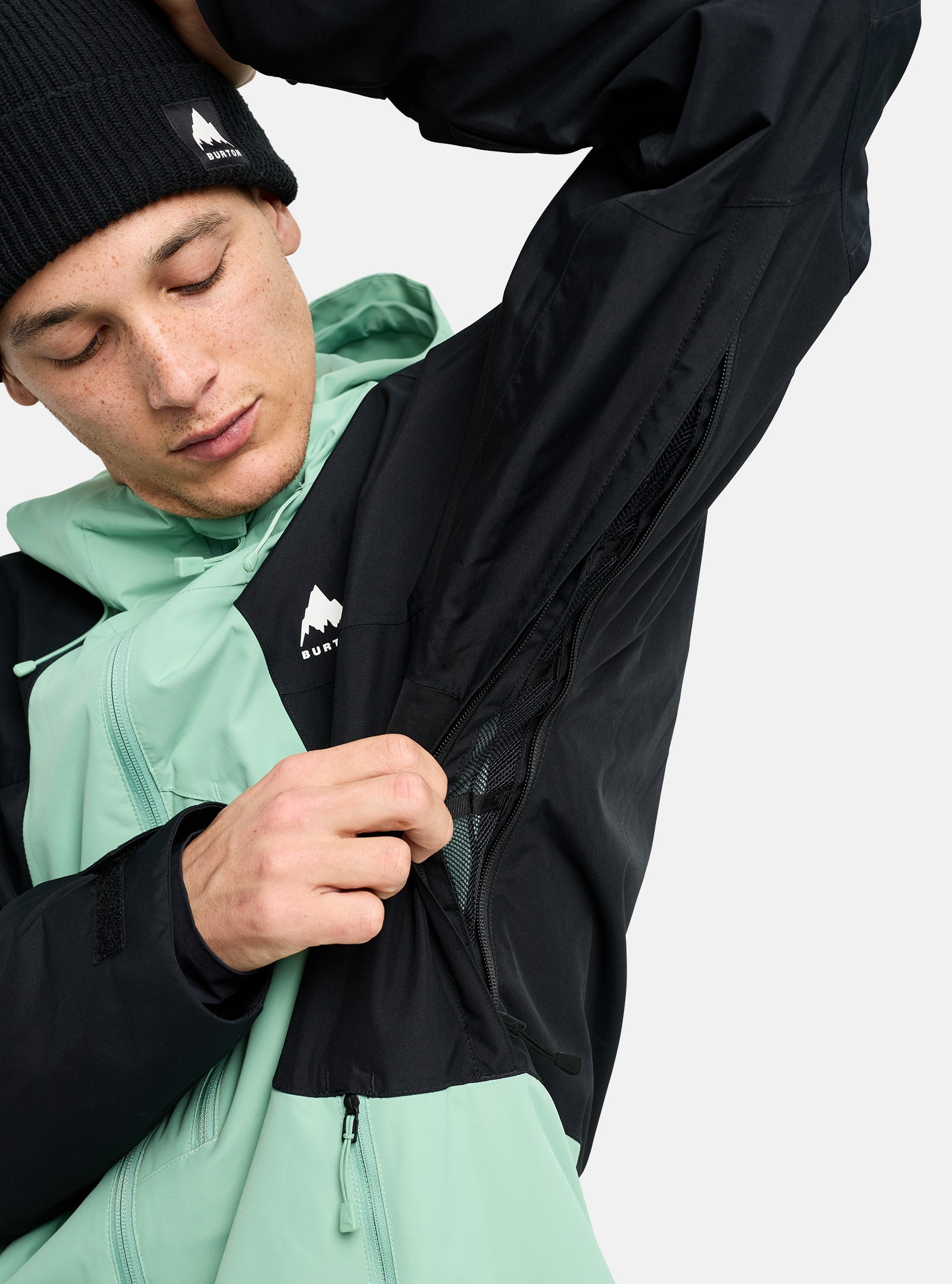 Burton フード付きジャケット ブラック&カーキ Men's Burton Reserve 2L Jacket | Winter Outerwear | Burton.com