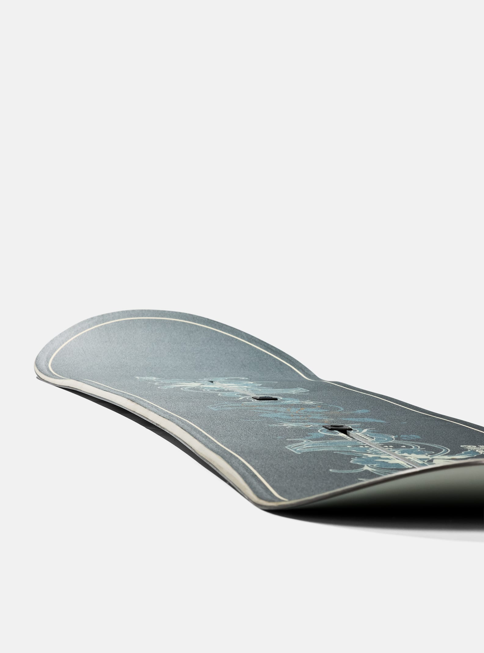 バートン'17DEJAVU146 STRAIGHT CHUTER｜タイトな急斜面を狙え！アドレナリン全開