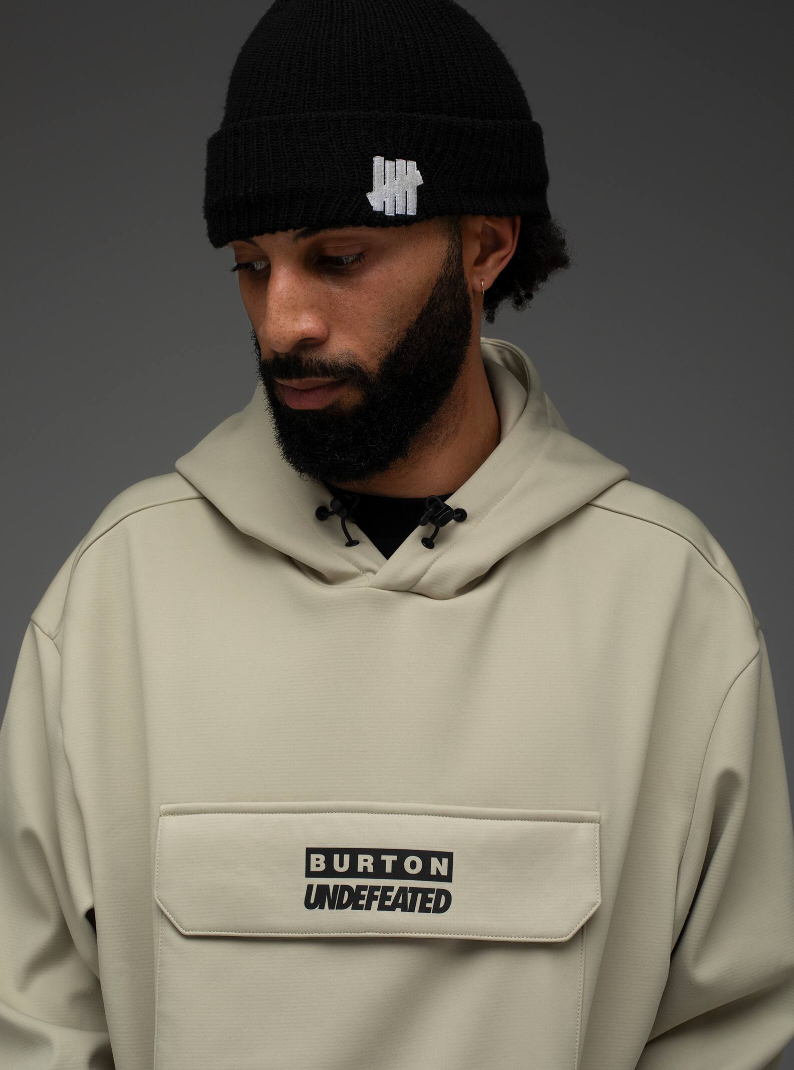 Burton x Undefeated パフォーマンス フーディー | Burton.com Winter